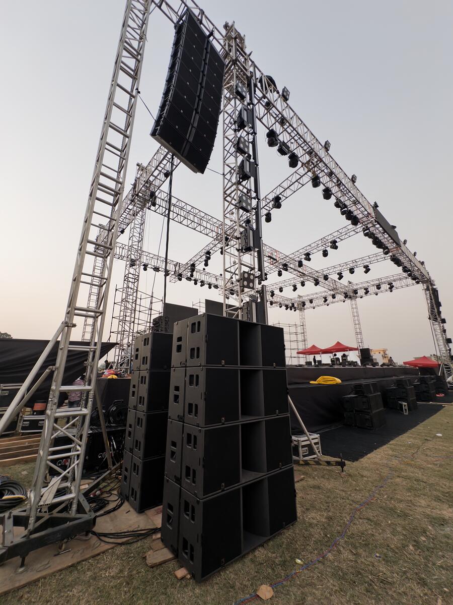 Indoor LED screen setup for corporate event